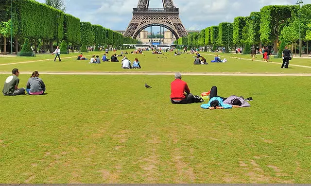 Paris / Bruxelles / Amsterdam / Düsseldorf